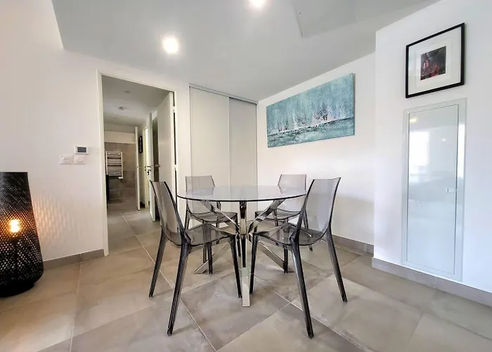 Le Marend 2 - Magnifique T3 Avec Terrasse Et Parking * Antibes