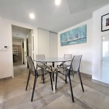 Le Marend 2 - Magnifique T3 Avec Terrasse Et Parking * Antibes